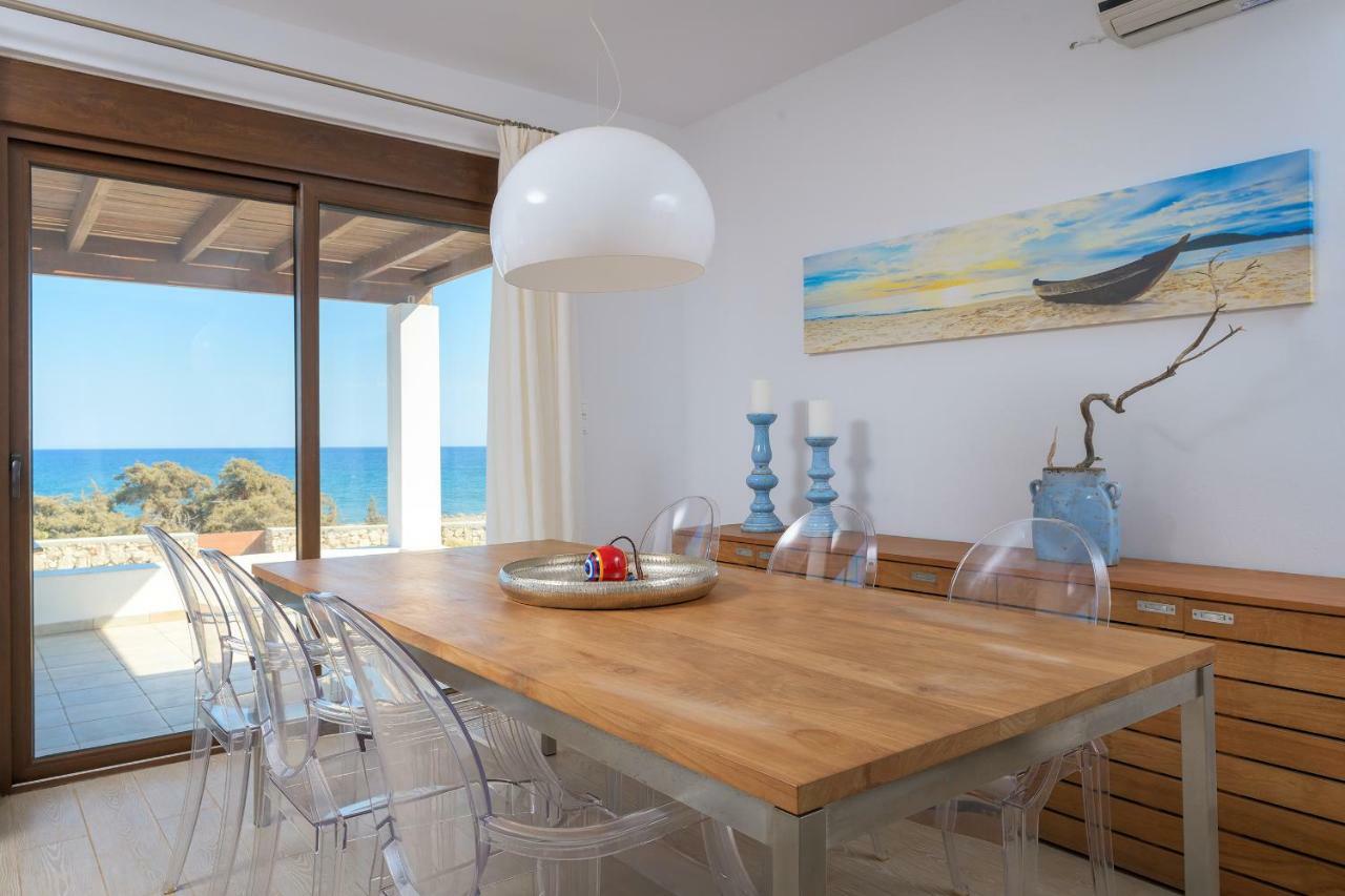 Villa Corinna Lakhania Bagian luar foto