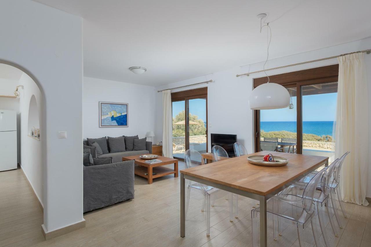 Villa Corinna Lakhania Bagian luar foto