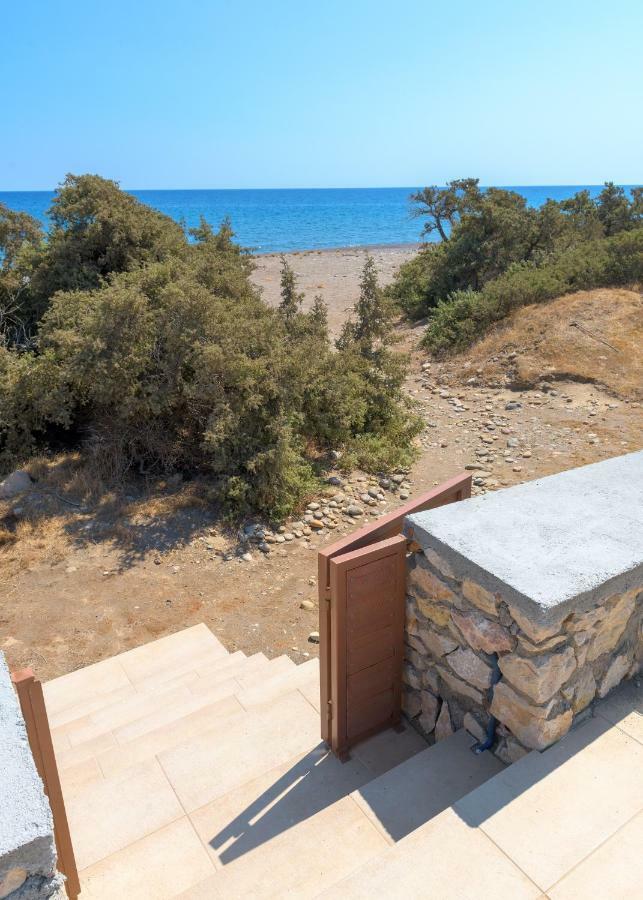 Villa Corinna Lakhania Bagian luar foto