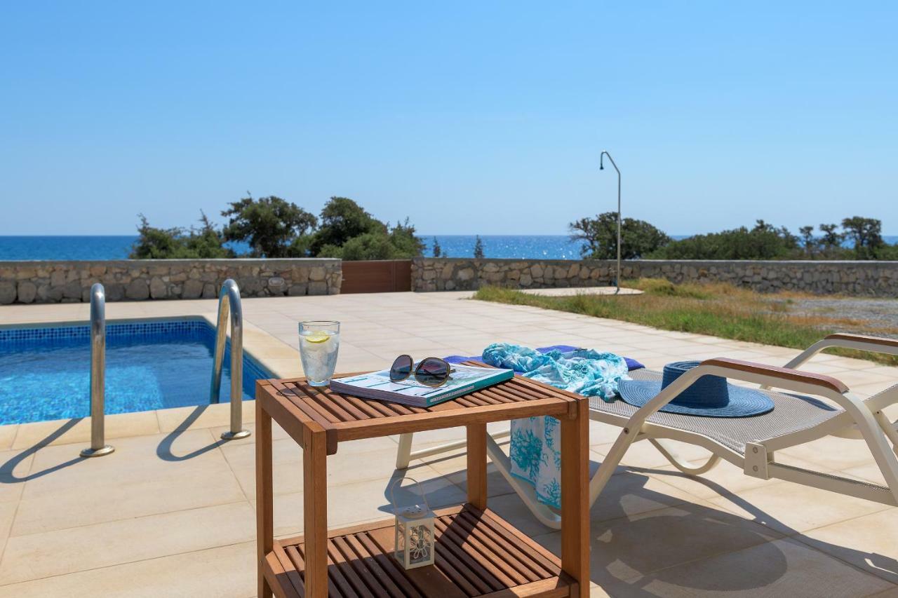 Villa Corinna Lakhania Bagian luar foto